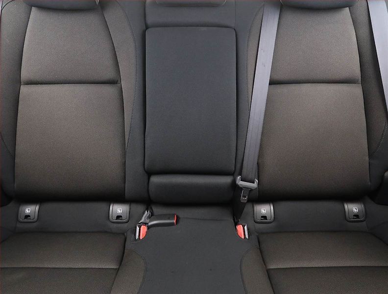 Mazda 3 (2019) 2.0 Skyactiv-G - fotka 10 z 21