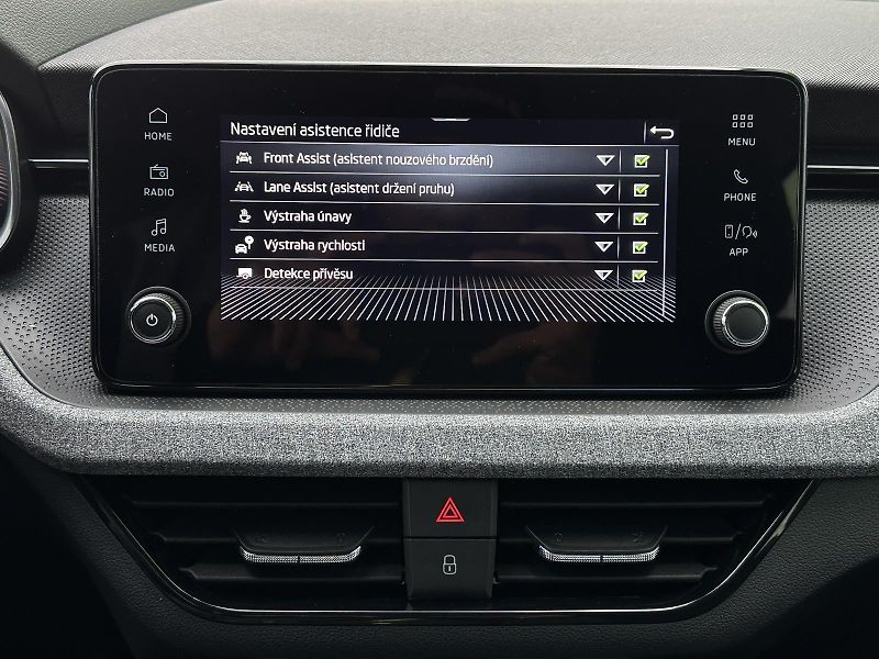 Škoda Kamiq 1.0TSi 116PS 2Z.KLIMA Tempomat - fotka 26 z 38