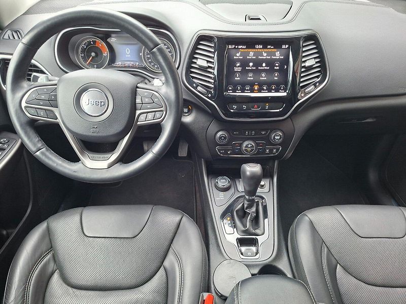 Jeep Cherokee (2019) 2.2M-JET 143kW 4X4 LIMITED - fotka 13 z 43