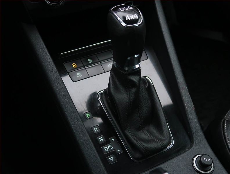 Škoda Octavia (2018) Scout 2.0 TDI, 4X4, Automat - fotka 13 z 28
