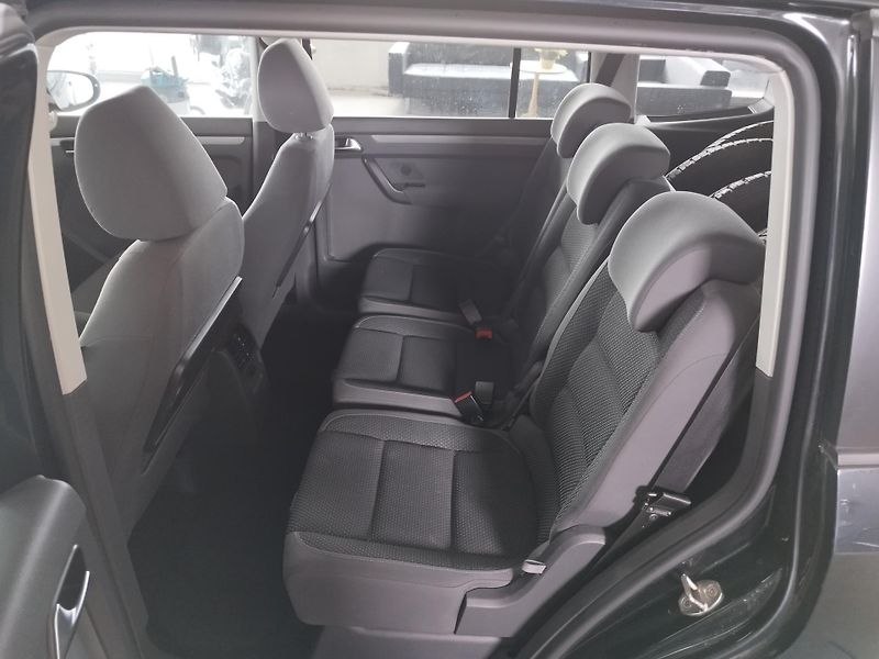 Volkswagen Touran (2012) 1,2TSI,77KW,KLIMA,ALU,SER.KN - fotka 14 z 26