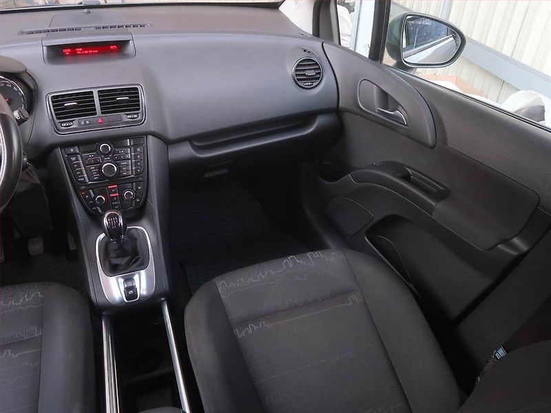 Opel Meriva (2013) 1.4 i, Serv.kniha, po STK - fotka 8 z 15