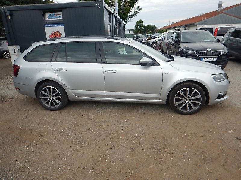 Škoda Octavia 2.0 TDI, DSG - fotka 5 z 28