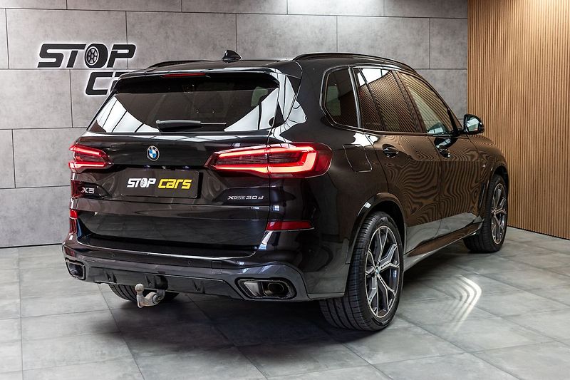 BMW X5 xDrive30d ///M*TAŽNÉ*LASER*ČR* - fotka 6 z 52