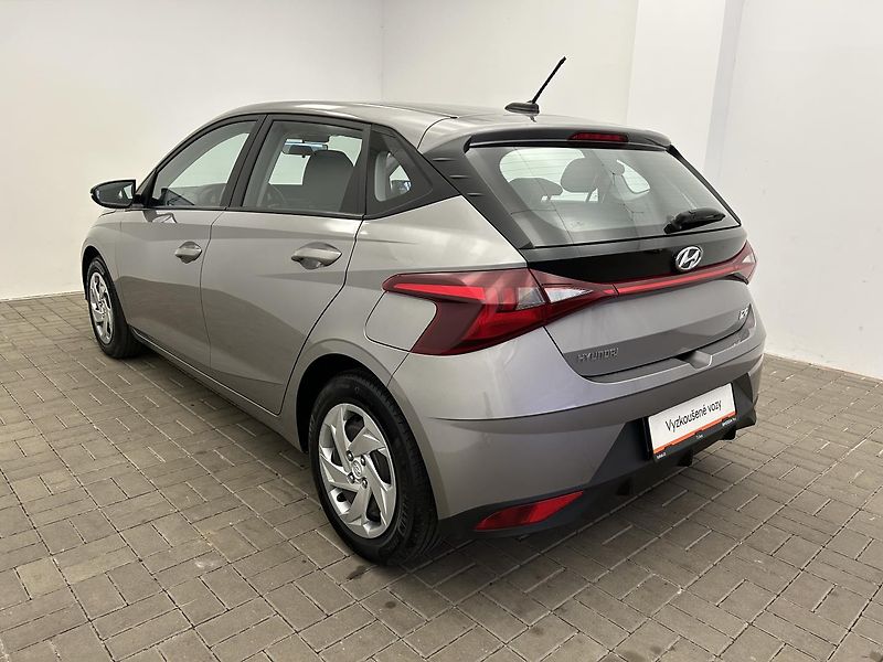 Hyundai i20 1.2 i Comfort - fotka 19 z 21