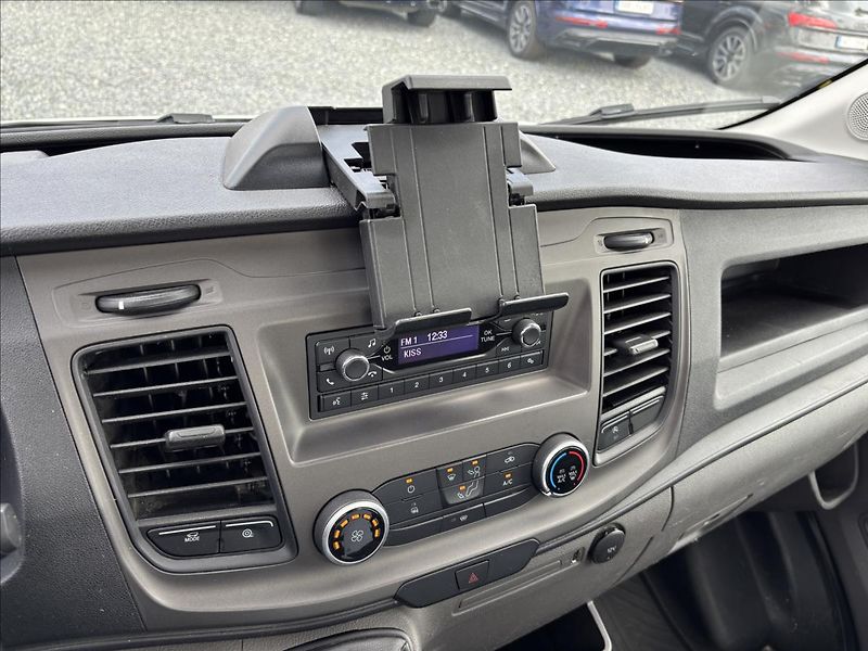 Ford Transit 2,0 96kW Třístranný Sklápěč - fotka 31 z 34