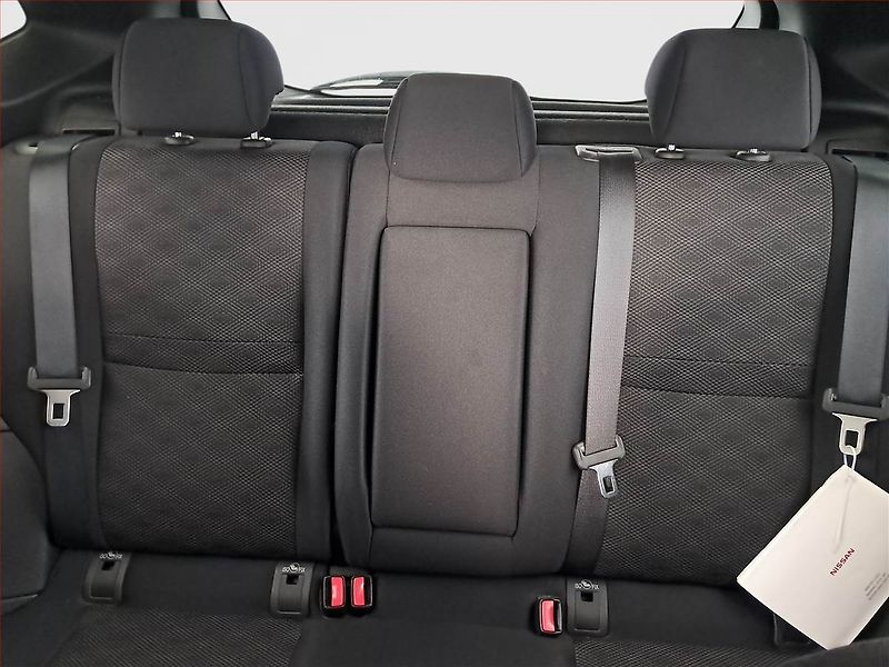 Nissan Qashqai (2016) 1.2 DIG-T, Serv.kniha, Navi - fotka 10 z 17
