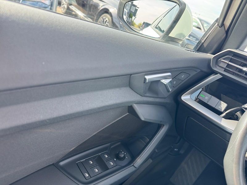 Audi A3 (2022) SPORTBACK 35TDI 110kW CZ DPH - fotka 11 z 11