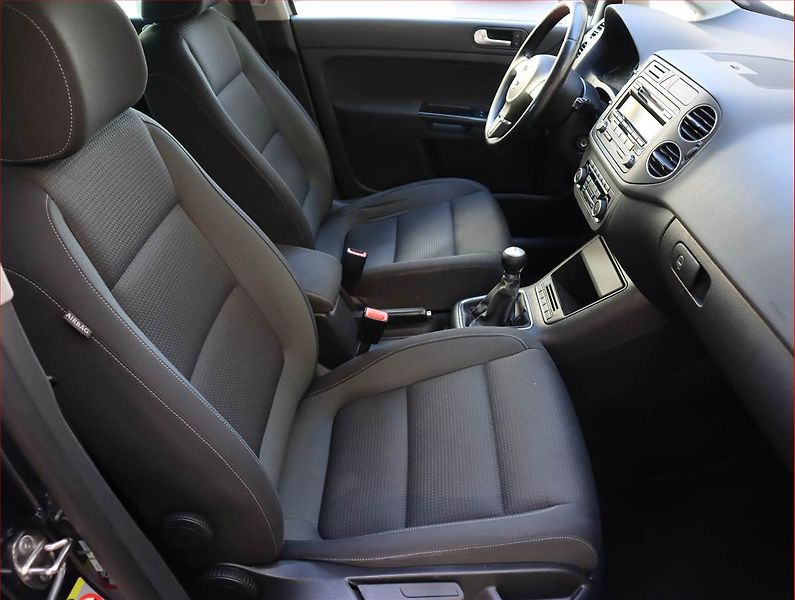 Volkswagen Golf Plus (2011) 1.4 TSI, Serv.kniha - fotka 9 z 17