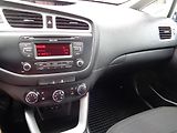 Kia Ceed (2015) 1.4  CVVT,KOUPENO ČR,1.MAJITEL - náhled 12