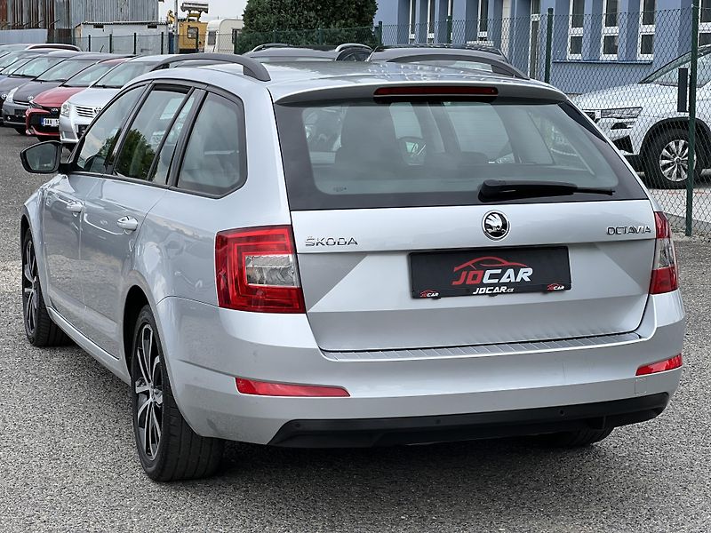 Škoda Octavia 1.6TDi 81kw KLIMA TEMPOMAT ALU - fotka 5 z 42