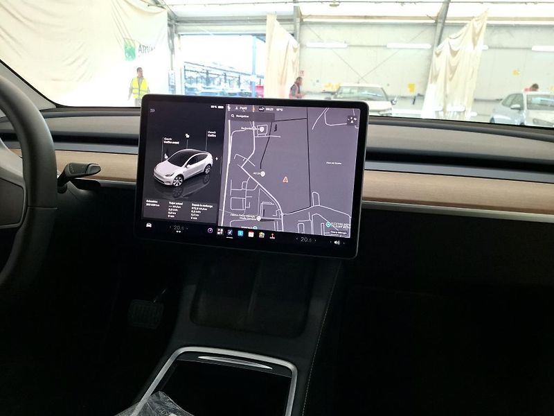 Tesla Model Y (2022) AWD Long Range    PŘIPRAVUJEME - fotka 8 z 10