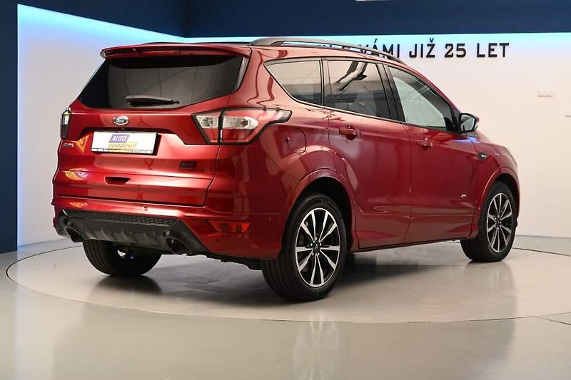 Ford Kuga (2018) 2.0 ST-LINE 4x4 Bi-Xenon Kamer - fotka 5 z 32