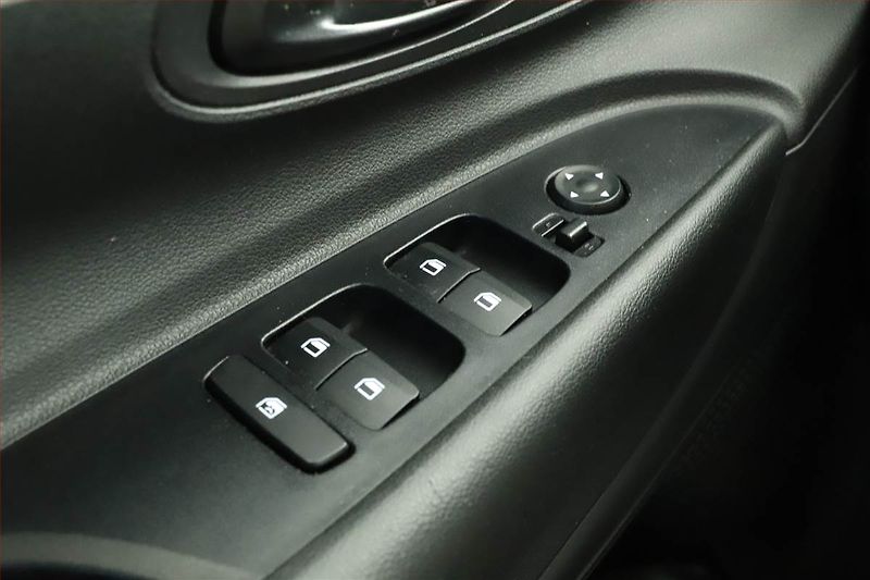Hyundai i20 (2021) 1.2, Tempomat, Park. senzory - fotka 12 z 12