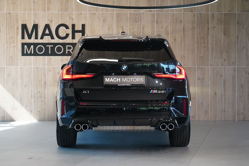 BMW X1 M35i xDrive, Panorama, Head-up - fotka 11 z 50