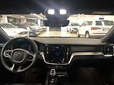 Volvo V60 RECHARGE T6, AWD PLUS DARK ČR - náhled 14