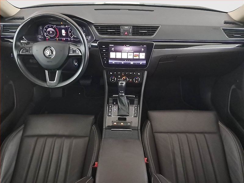 Škoda Superb (2020) Laurin&Klement 2.0 TDI - fotka 8 z 19