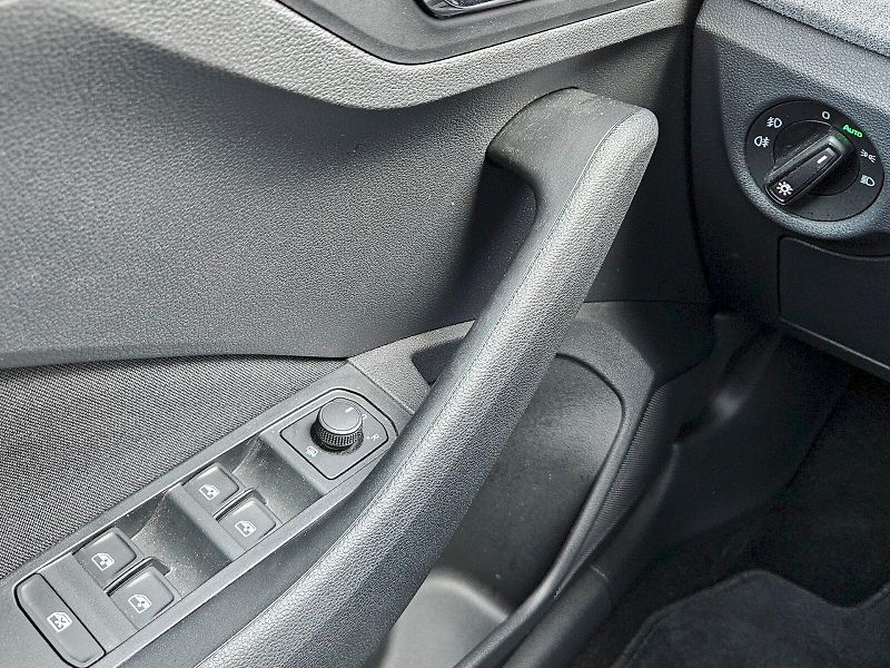 Škoda Scala (2025) SELECTION TSI 85/1.0 M6F - fotka 22 z 27