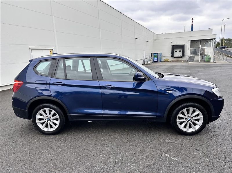 BMW X3 2,0 4x4 20i NAVIGACE - fotka 3 z 28