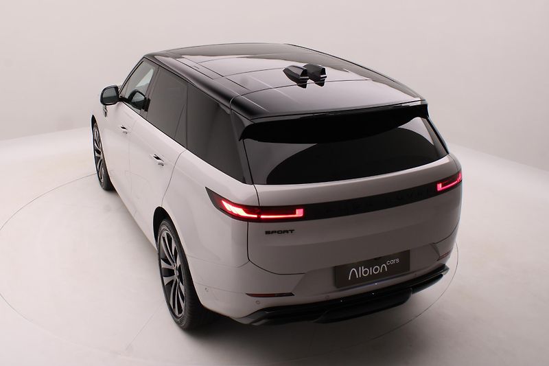 Land Rover Range Rover Sport (2026) D300 DYNAMIC HSE AWD REZERVACE - fotka 16 z 72