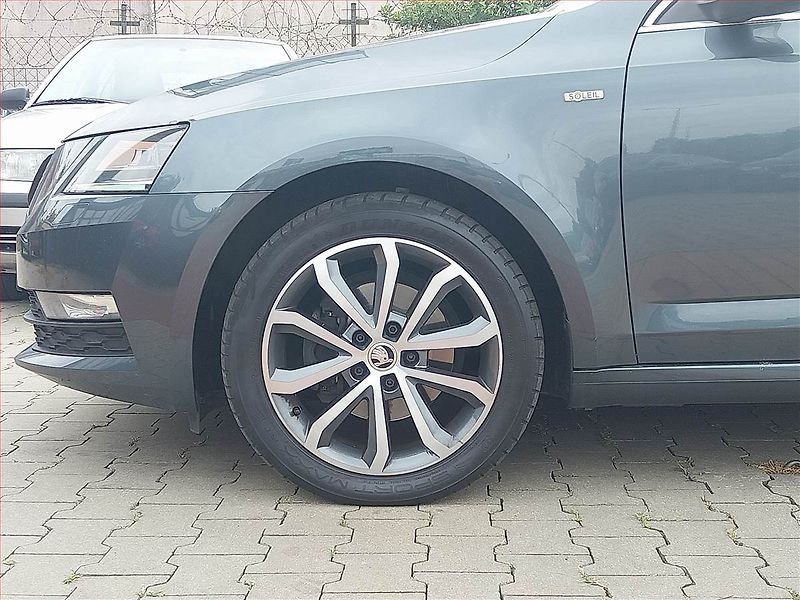 Škoda Octavia (2020) Ambition Plus 2.0 TDI, Automat - fotka 13 z 18
