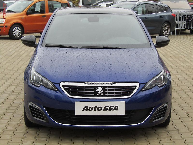 Peugeot 308 (2015) 2.0HDi GT, ČR, AT - fotka 2 z 21