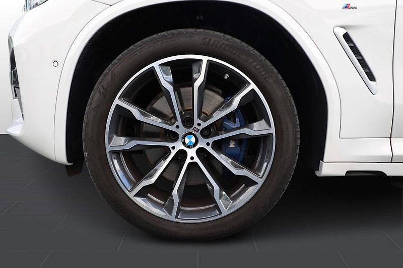 BMW X3 xDrive20d - fotka 7 z 14