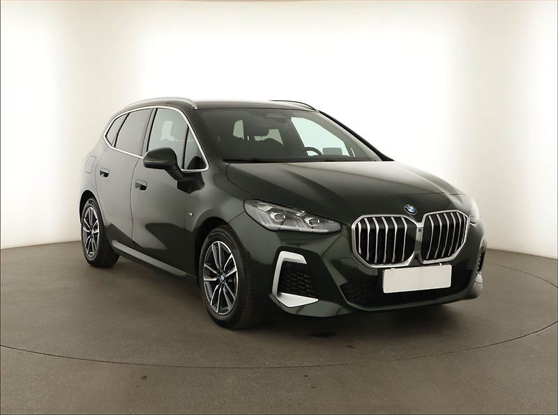 BMW Řada 2 (2023) 218d Active Tourer - fotografie inzerátu