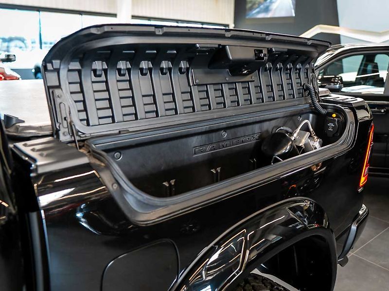 Dodge RAM (2024) 5.7 V8 eTorque Limited 6 LIFT - fotka 40 z 45