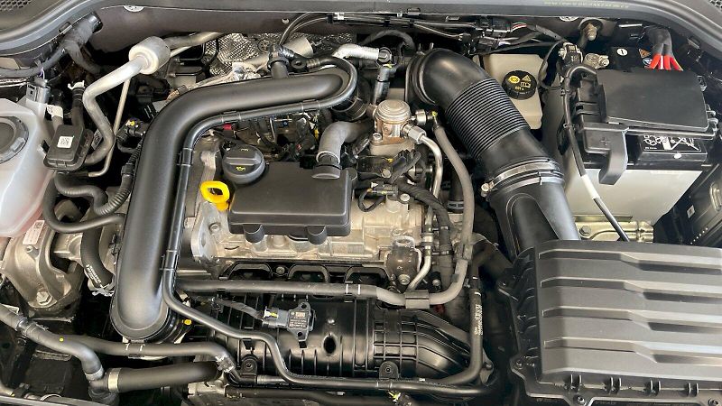 Škoda Kamiq (2025) Selection 1.0TSI 85kw - fotka 21 z 28