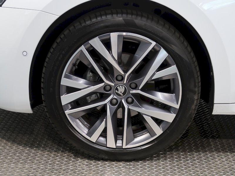 Škoda Octavia (2025) EXCLUSIVE 2.0TDI 110KW DSG WEB - fotka 12 z 44