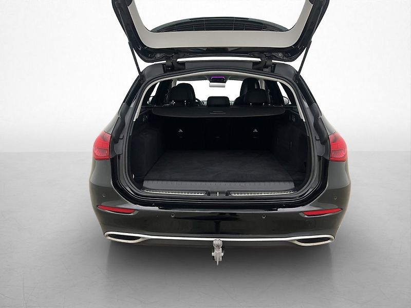Mercedes-Benz Třídy C 300e Avantgarde Kamera Tažné - fotka 25 z 32