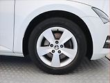 Škoda Superb (2020) 2.0 TDI - náhled 15