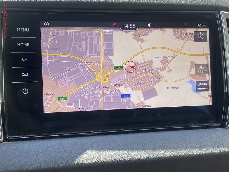 Škoda Karoq (2017) 1.5 TSi, Style, DSG, LED - fotka 16 z 18