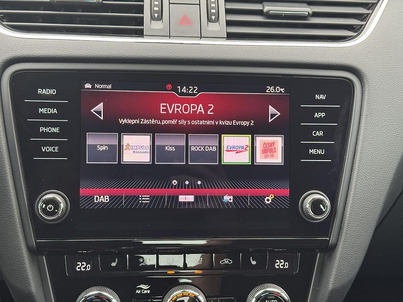 Škoda Octavia (2019) 2.0TSi 245 RS, DSG, PANO   - fotka 34 z 50