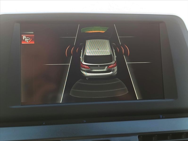BMW Řada 2 1,5 216d Automat Navi Tempomat - fotka 33 z 36