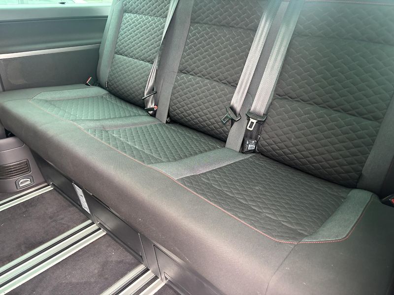 Volkswagen Multivan (2018) 2.0TDI 150kW, JOIN, ČR, DPH - fotka 13 z 20