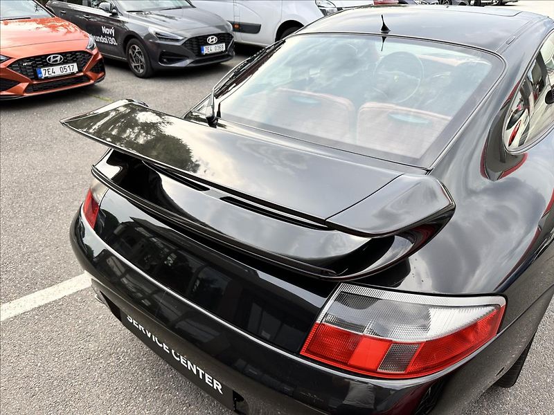 Porsche 911 3,4 CARRERA 4 - fotka 17 z 20