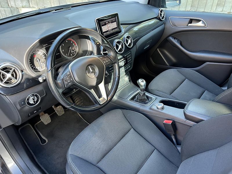 Mercedes-Benz Třídy B B 180 CDi 80 kW 2.MAJITEL - fotka 9 z 16