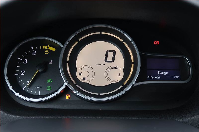 Renault Mégane (2014) 1.5 dCi, Serv.kniha, Tažné - fotka 11 z 17