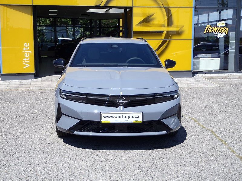 Opel Astra ST Edition Hybrid 1.2 Turbo - fotka 2 z 34