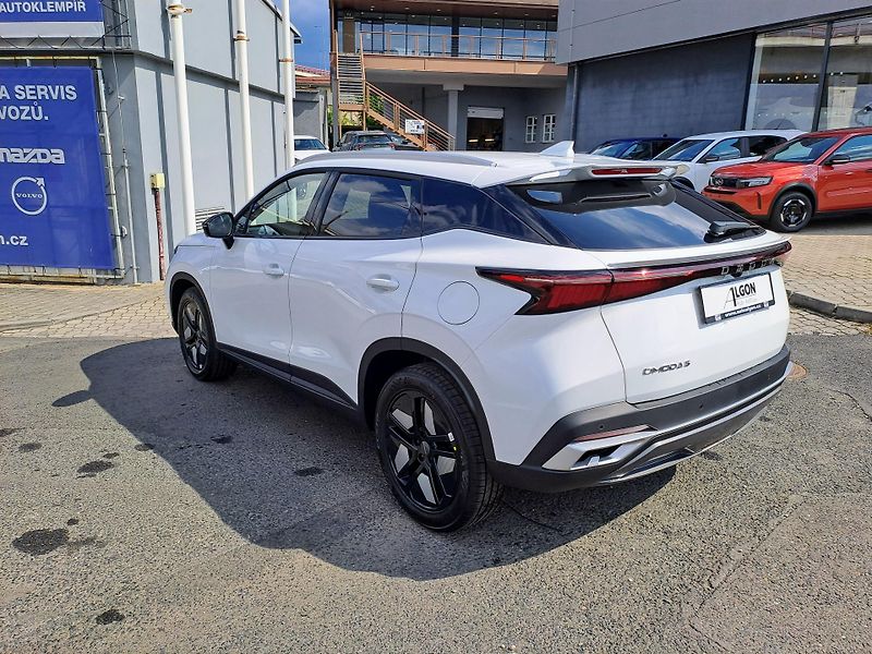 Omoda 5 (2026) Premium 1.6 TGDI - fotka 5 z 19