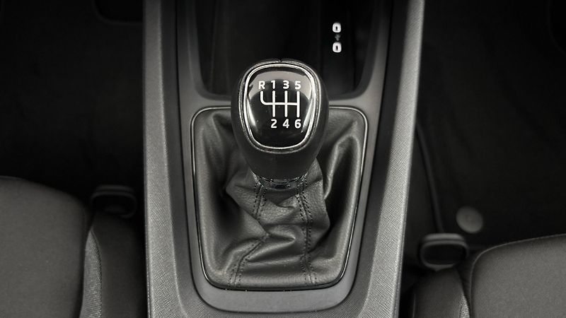 Škoda Octavia 1.0 TSI Active - fotka 21 z 23