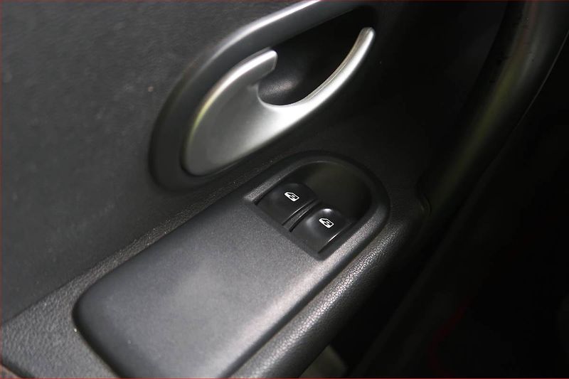 Renault Clio (2008) 1.2 16V , po STK, Klima - fotka 12 z 12