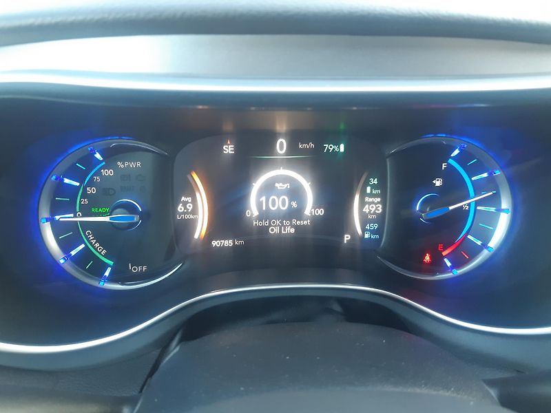 Chrysler Pacifica (2019) 3,6L V6 Hybrid,Plus, DVD,tažné - fotka 23 z 38