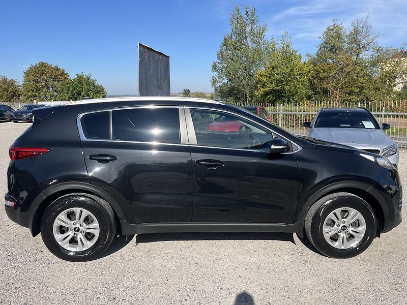 Kia Sportage (2018) 1.6GDi 97kw Tažné  - fotka 8 z 19
