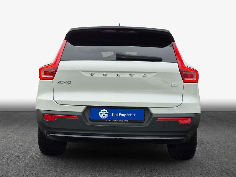 Volvo XC40 Recharge 82kWh Twin Motor Plus - fotka 5 z 15
