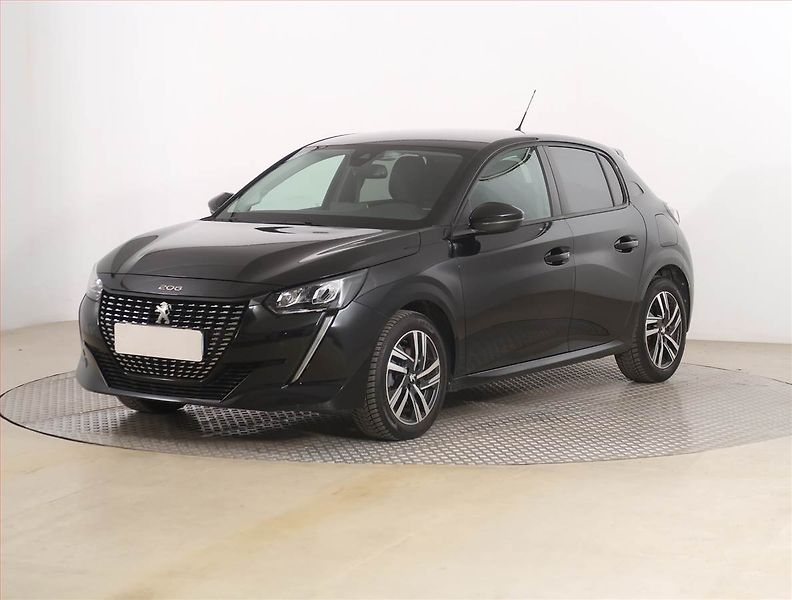 Peugeot 208 (2022) Allure 1.2 PureTech - fotka 2 z 17