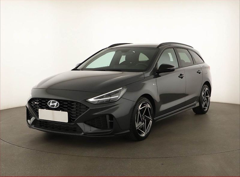 Hyundai i30 (2025) 1.5 T-GDI MHEV 48V, N-Line - fotka 2 z 21
