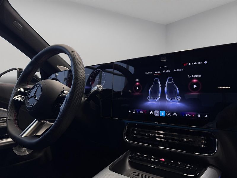 Mercedes-Benz CLA (2025) 350 4MATIC kupé - fotka 14 z 22